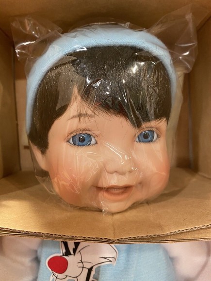 Ashton-Drake Rock-A-Bye Puddy Doll COA number 1272FB New Condition‎ - Picture 4 of 12